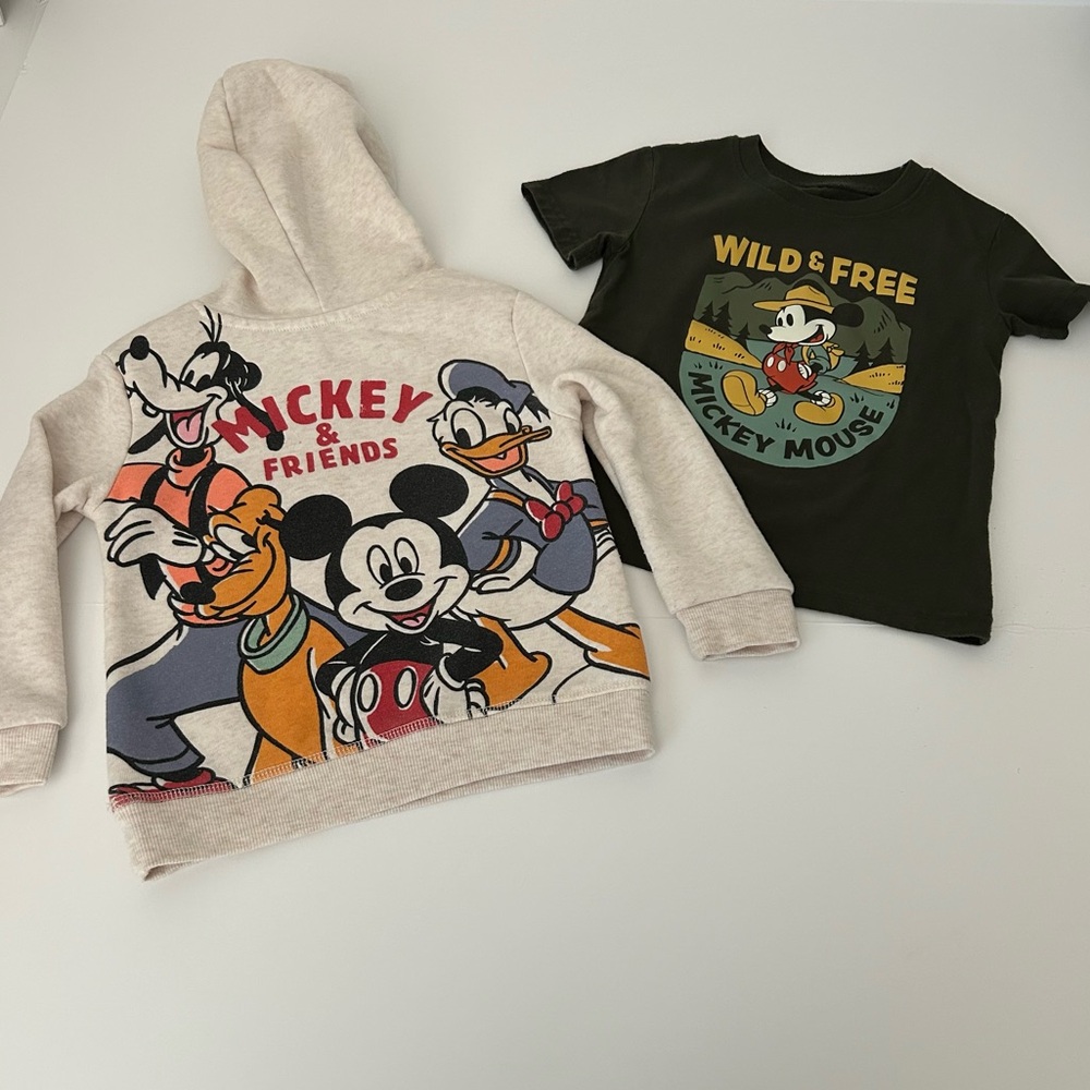 ⭐Kids Bundle of Mickey Mouse Hoodie and T-Shirt - 2T & 3T